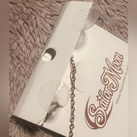 Sailor Moon Luna necklace - Picture 3 of 3